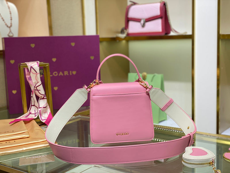 Anum Bags Detail