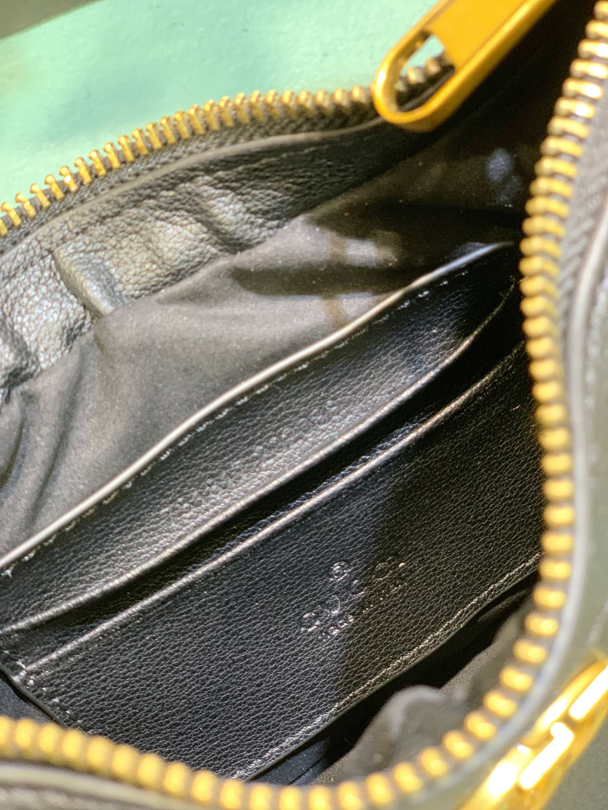 Anum Bags Detail