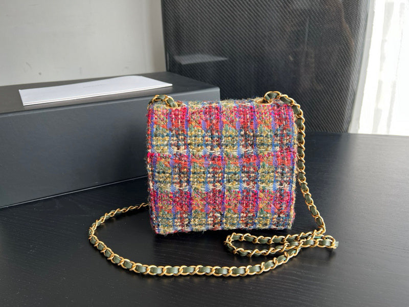 Anum Bags Detail