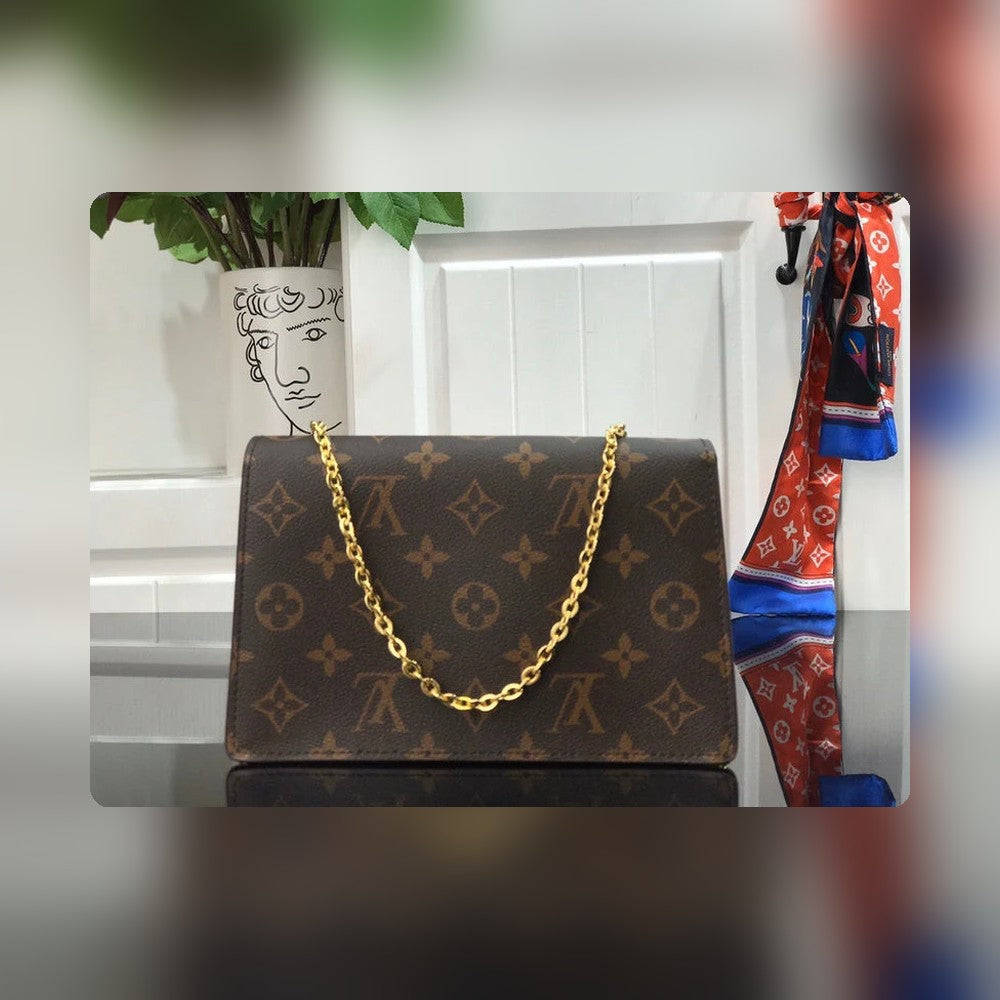 Anum Bags Detail