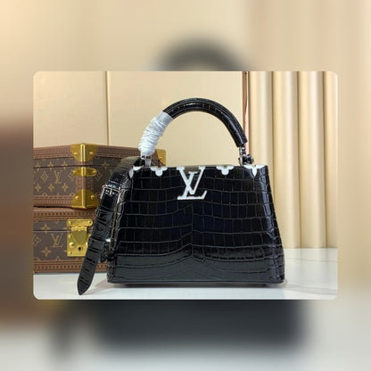 Anum Bags ln Luxury Bag --56732