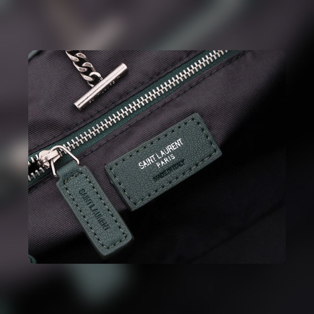 Anum Bags Detail