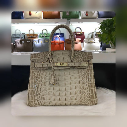 new-luxury-designer-bags-nm23520