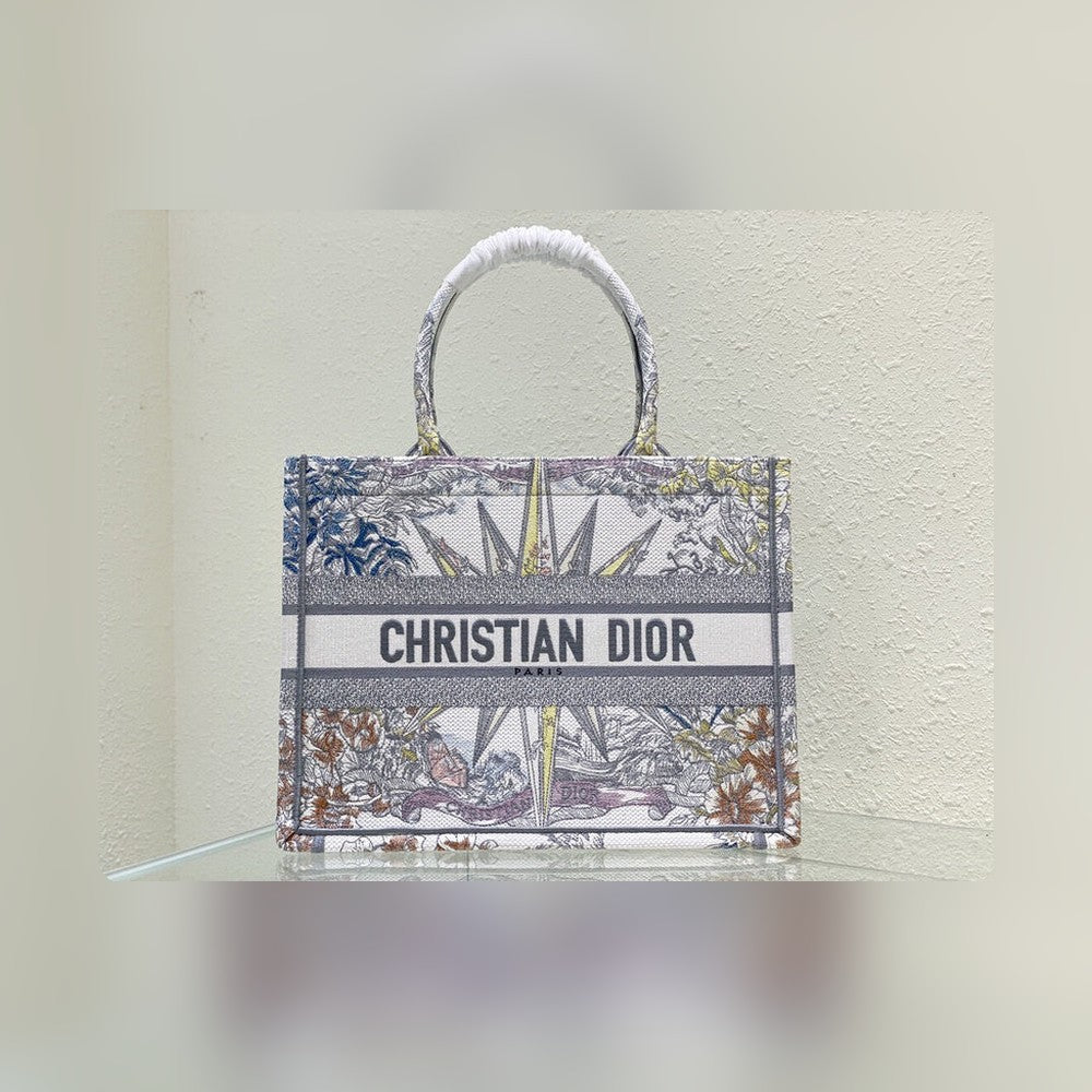 Anum Bags Detail