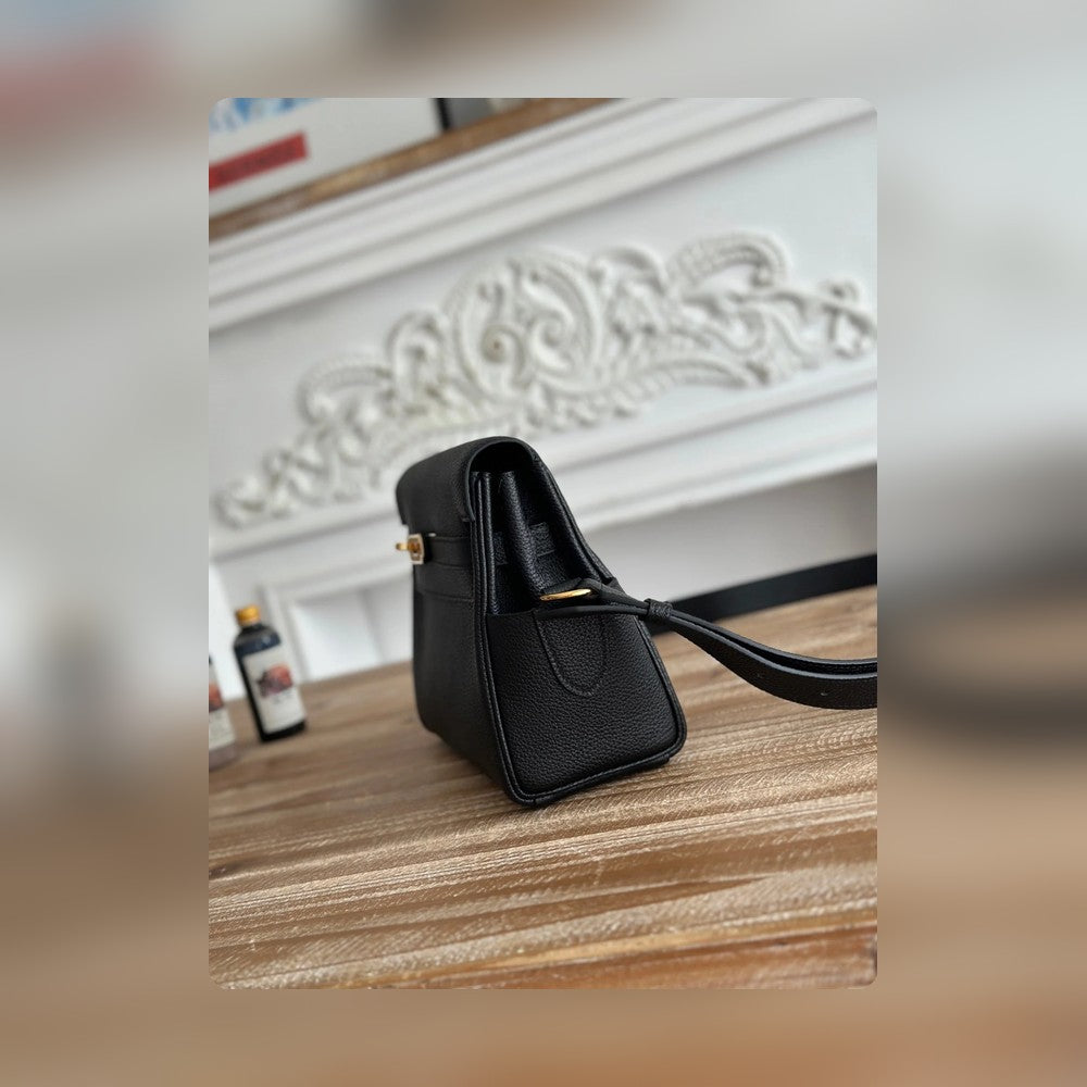 new-luxury-designer-bags-nm23215
