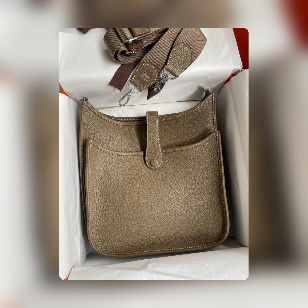 new-luxury-designer-bags-nm23325