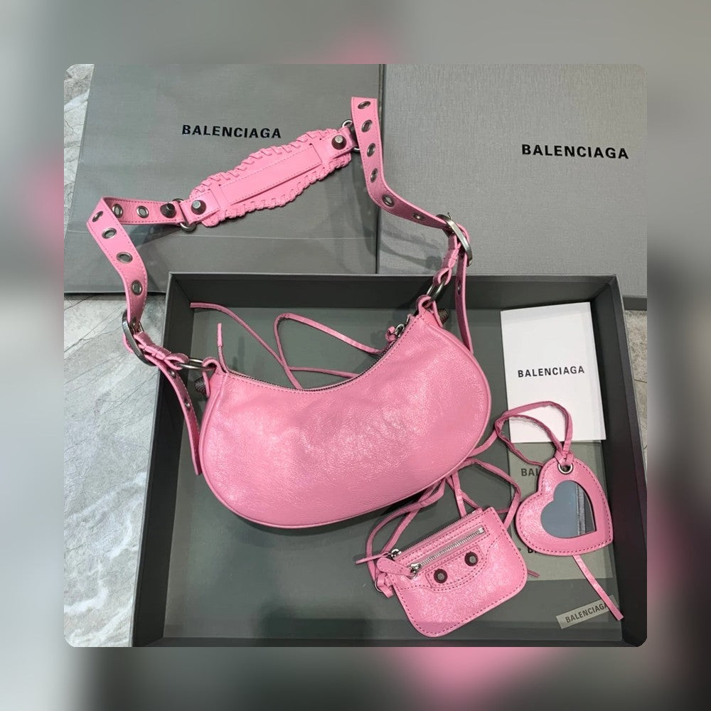 new-luxury-designer-bags-nm24312