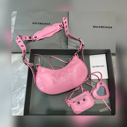 new-luxury-designer-bags-nm24312