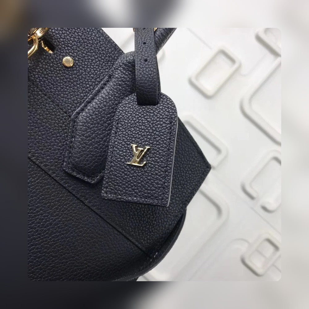 Anum Bags - High-Quality Designer Products for You - AFFORDABLE LUXURY BAGS - 3539
