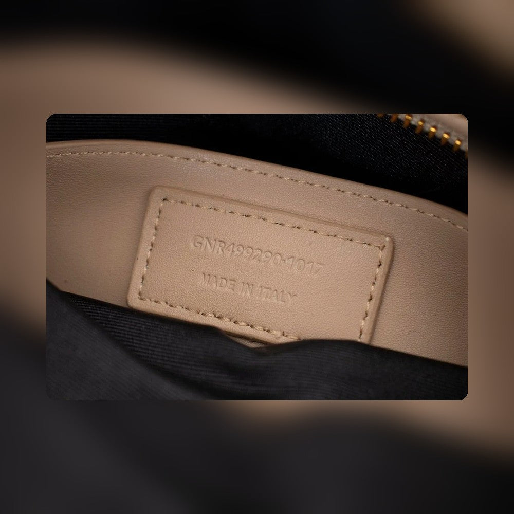 Anum Bags Detail