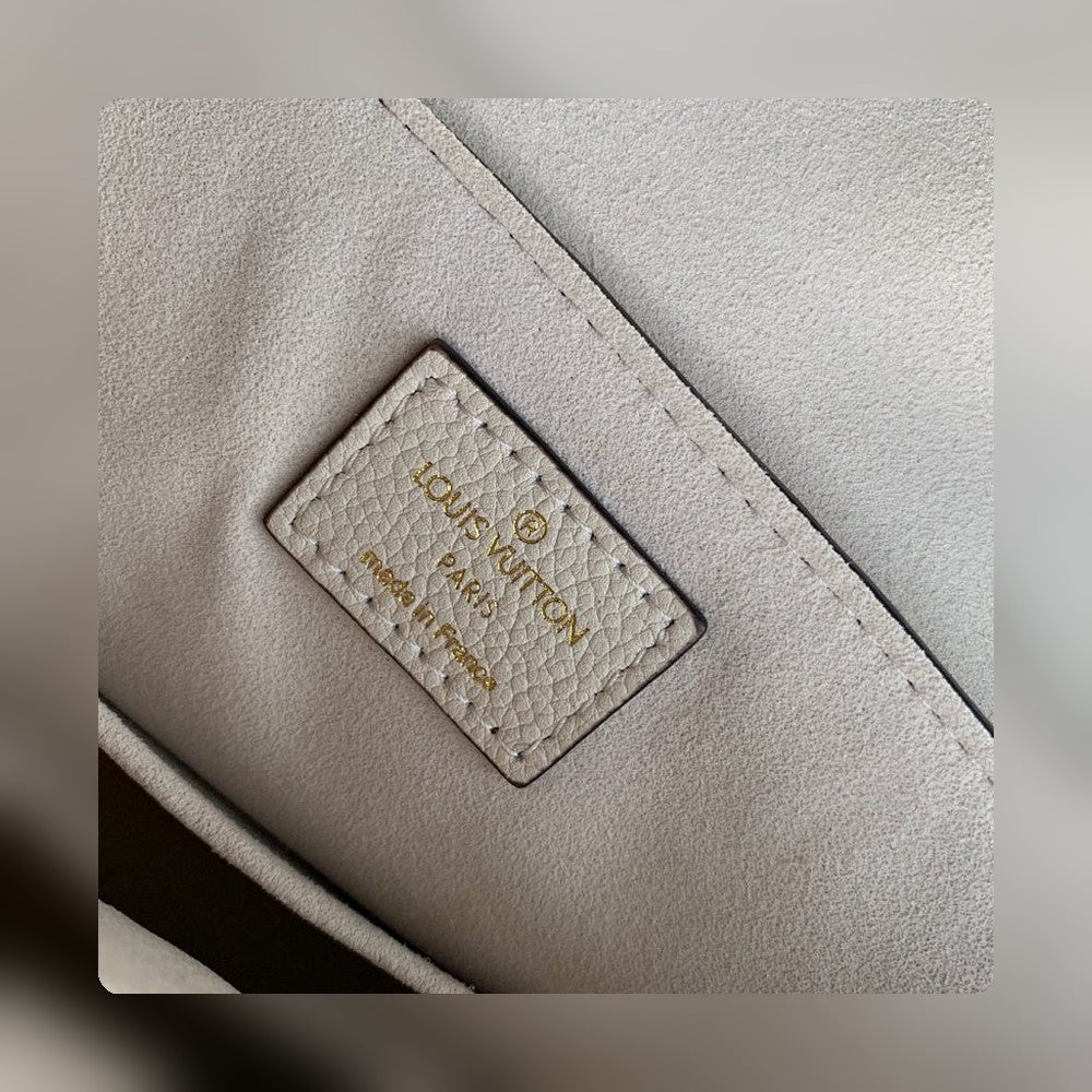 Anum Bags ln Luxury Bag --58139