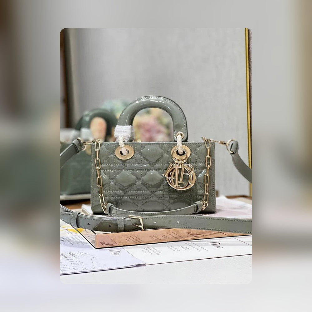 Anum Bags Detail