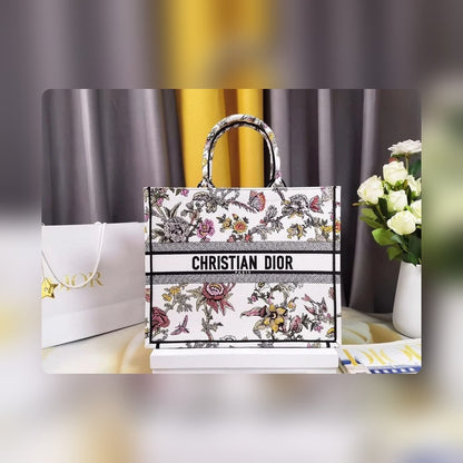 Anum Bags Detail