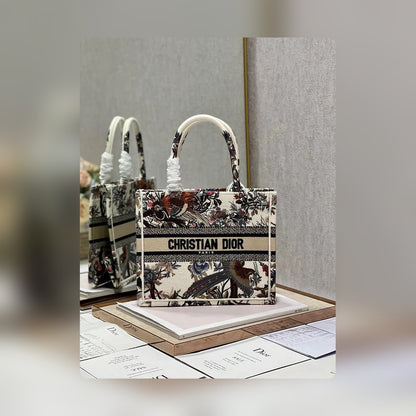 Anum Bags Detail