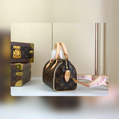 Anum Bags ln Luxury Bag --58379