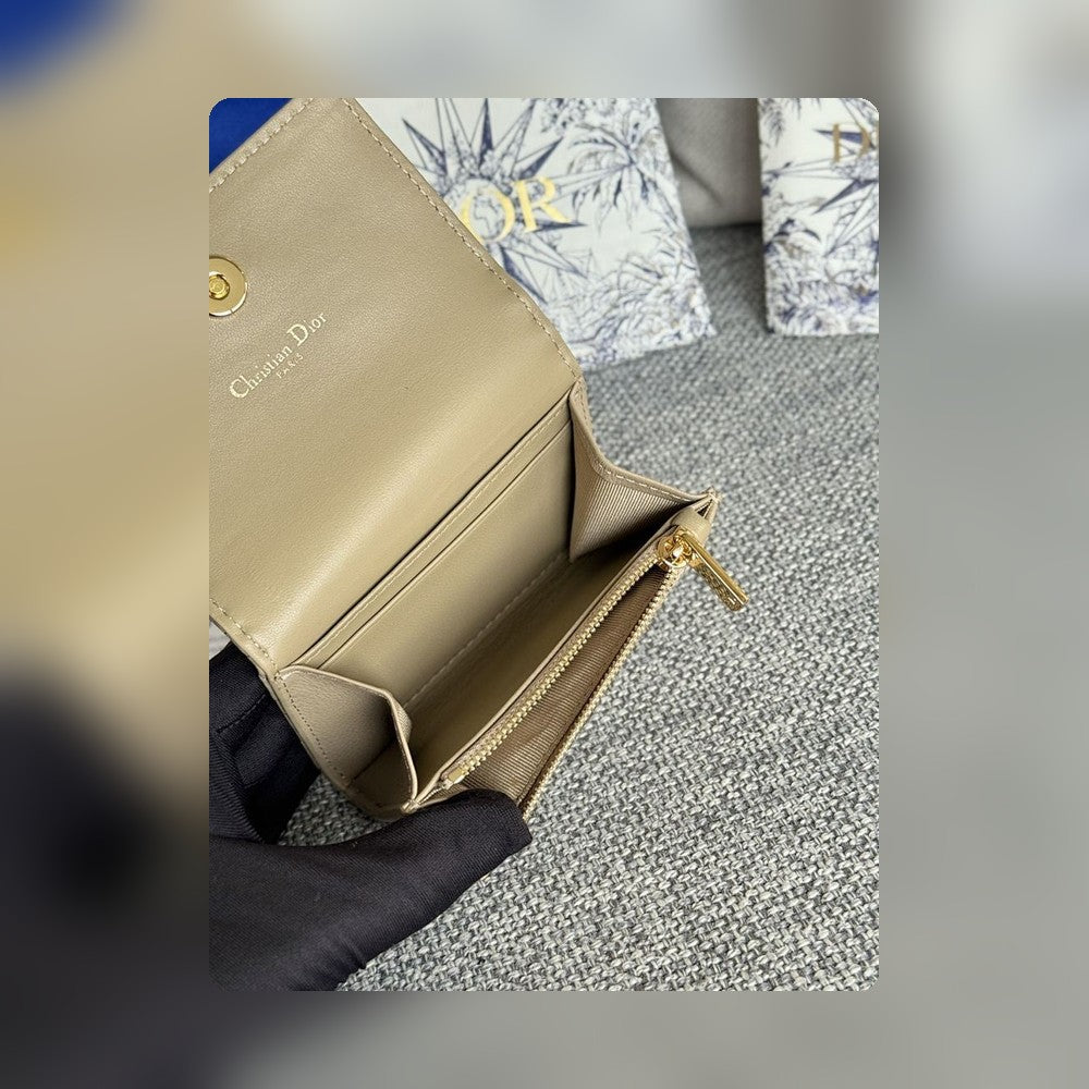 Anum Bags - Best High-End Brands in One Place - AFFORDABLE LUXURY BAGS - 19008