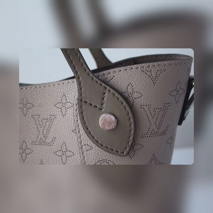 Anum Bags - Best High-End Brands in One Place - AFFORDABLE LUXURY BAGS - 16068