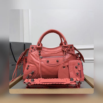 new-luxury-designer-bags-nm24280