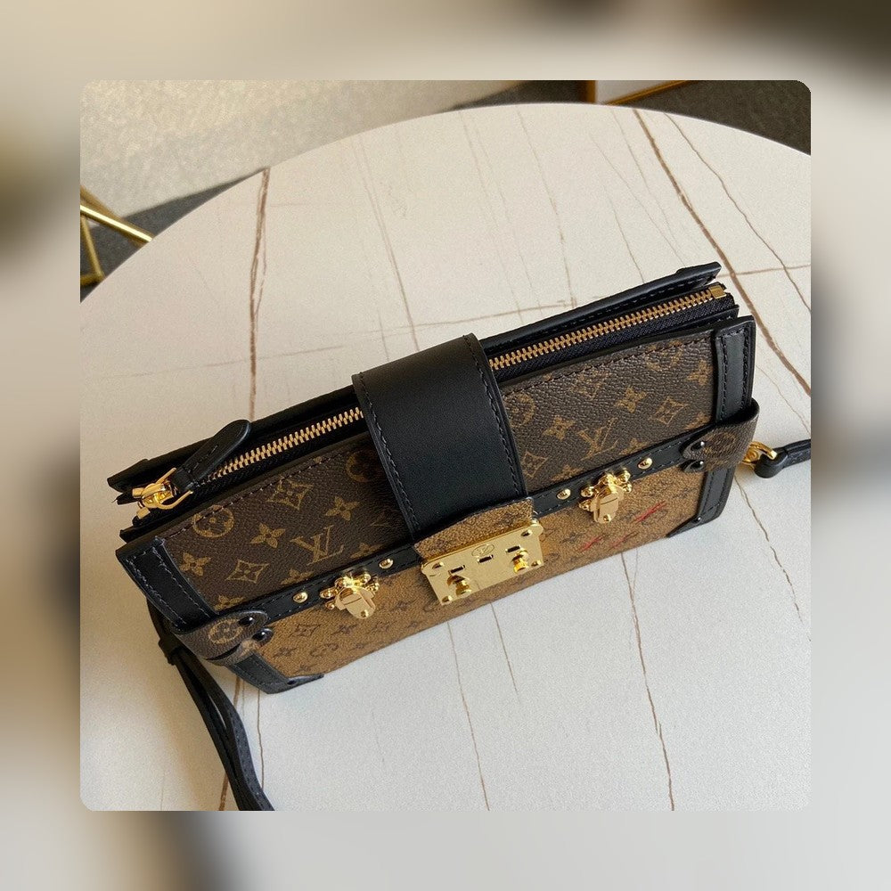 Anum Bags Detail