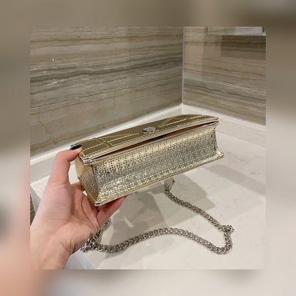 Anum Bags Detail