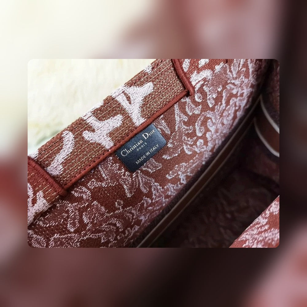 Anum Bags Detail