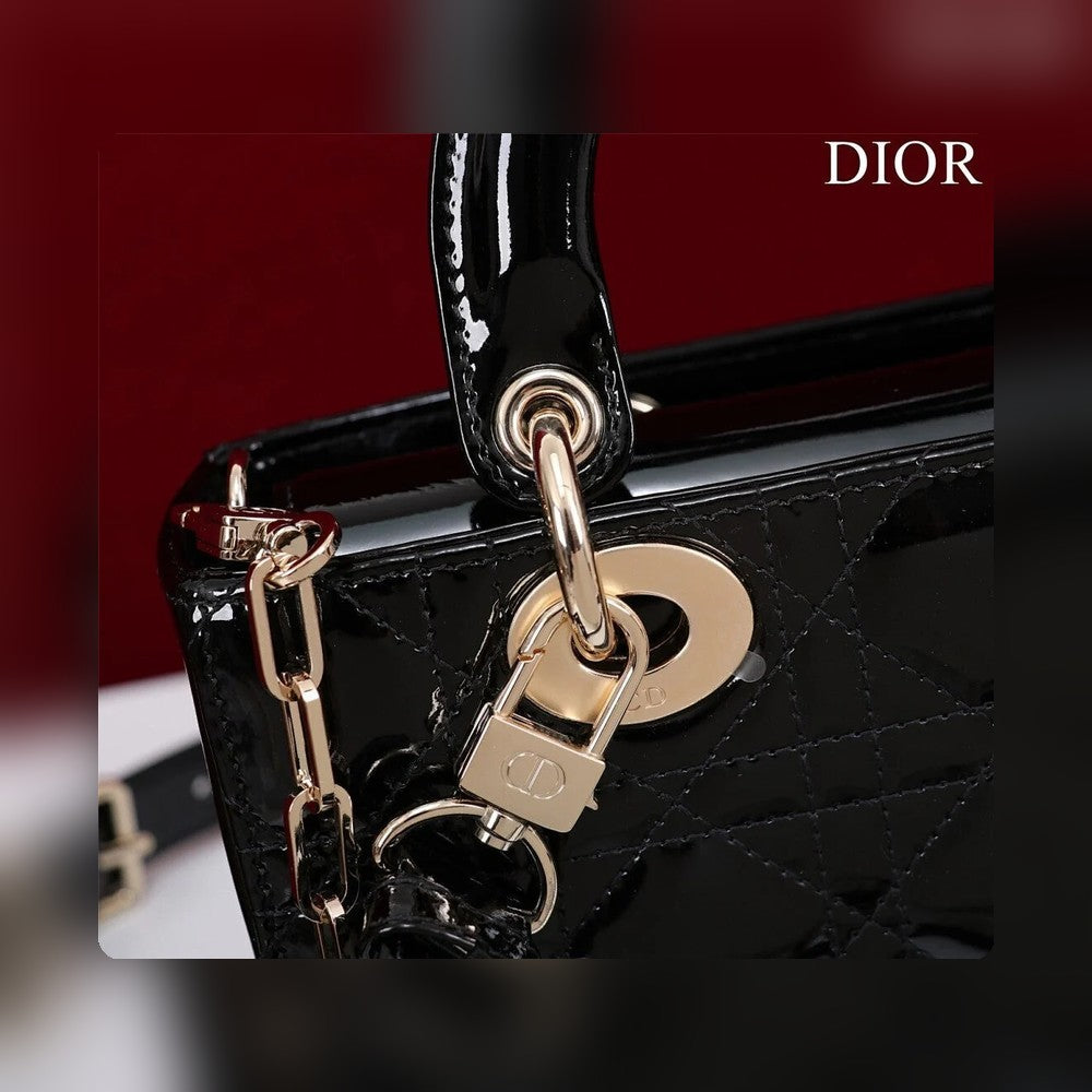 Anum Bags - High-Quality Designer Products for You - AFFORDABLE LUXURY BAGS - 19042