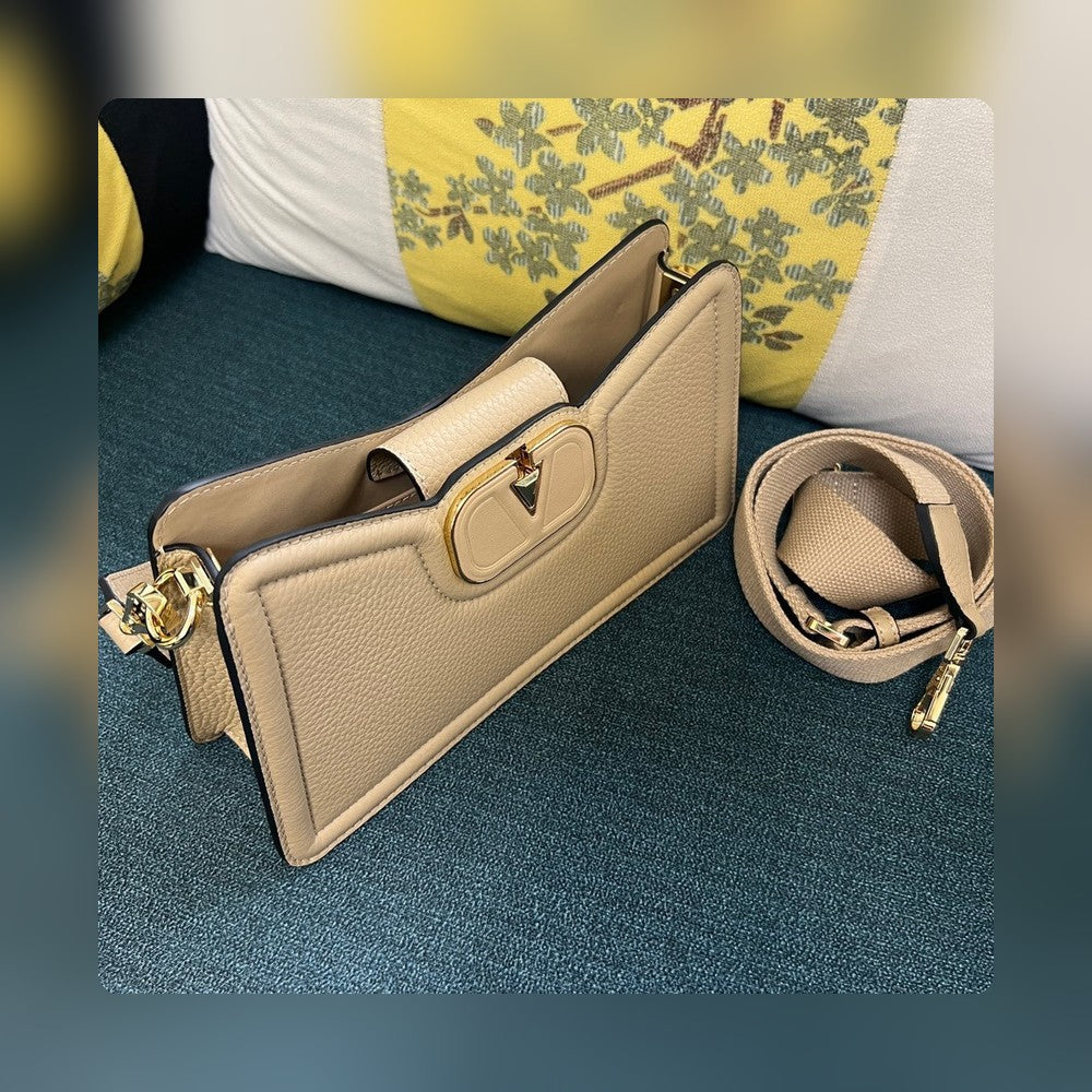 Anum Bags - Best High-End Brands in One Place - AFFORDABLE LUXURY BAGS - 14904