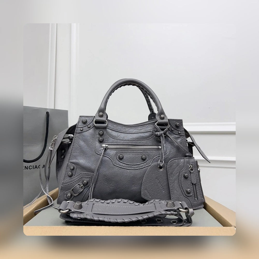 new-luxury-designer-bags-nm24276
