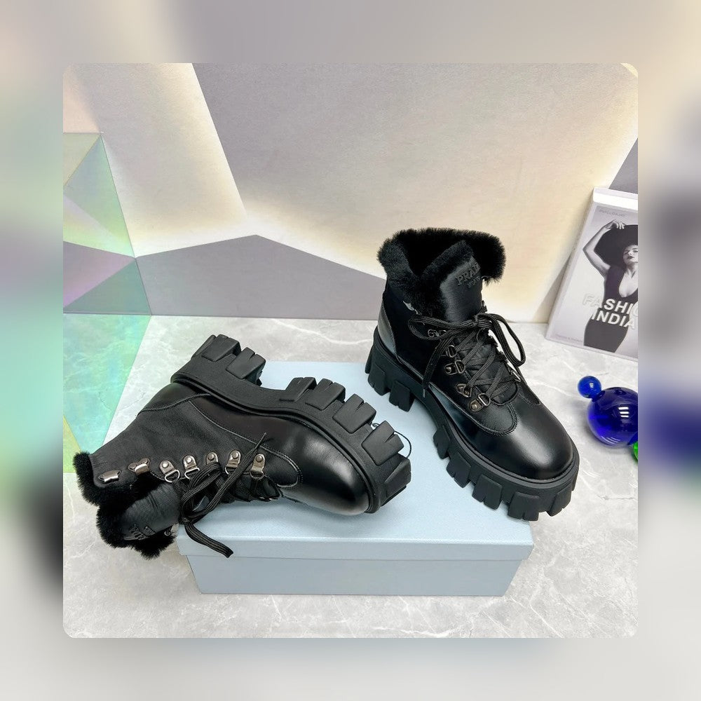 VBS LEATHER CHUNKY ANKLE BOOTS BLACK