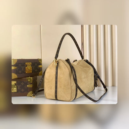 Anum Bags ln Luxury Bag --56543