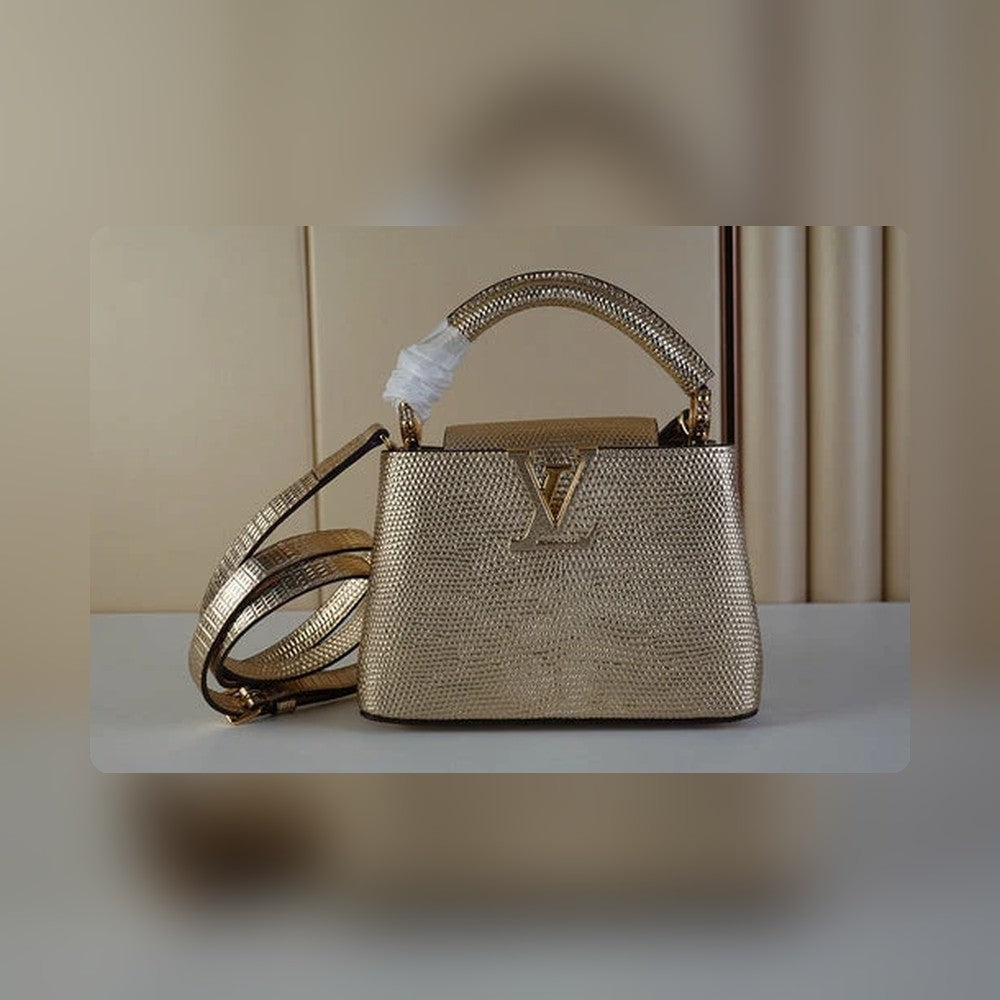 Anum Bags Detail