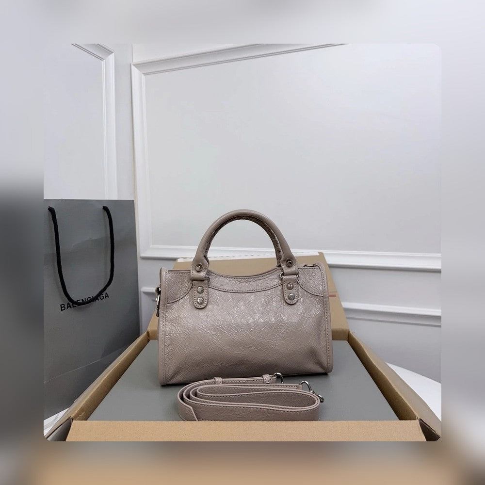 new-luxury-designer-bags-nm24044