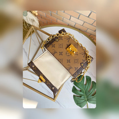 Anum Bags Detail