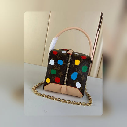 Anum Bags - High-Quality Designer Products for You - AFFORDABLE LUXURY BAGS - 16410