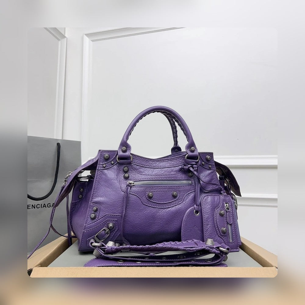 new-luxury-designer-bags-nm24278