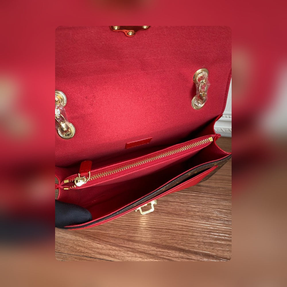 Anum Bags Detail