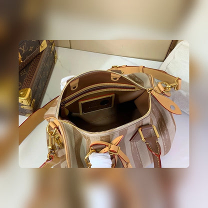 Anum Bags ln Luxury Bag --58602