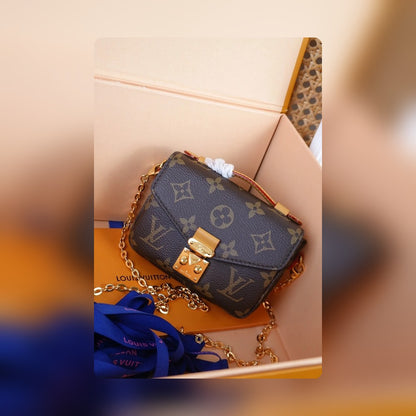 Anum Bags ln Luxury Bag --57983