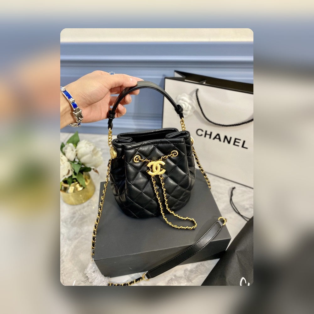 Anum Bags Detail
