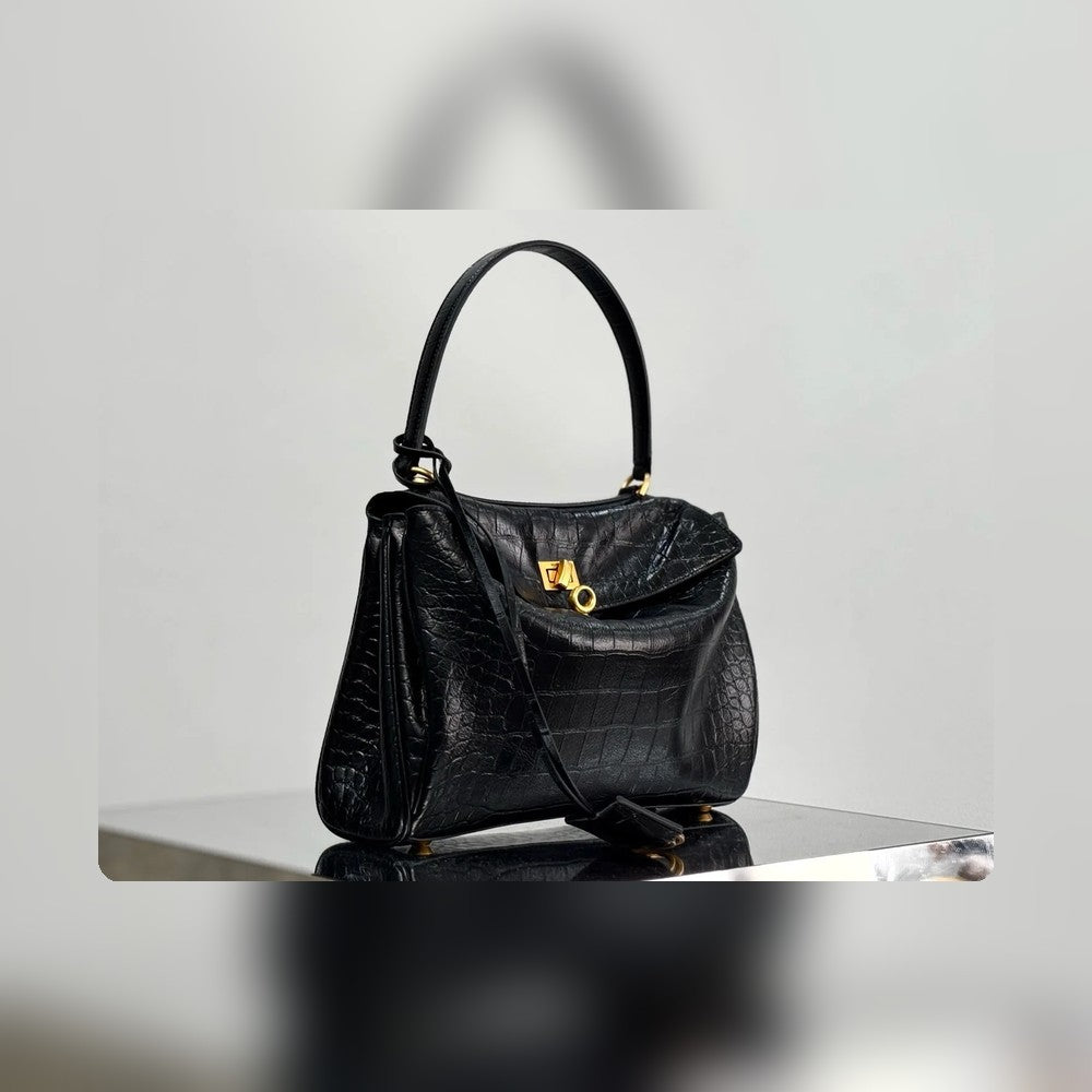 new-luxury-designer-bags-nm24688