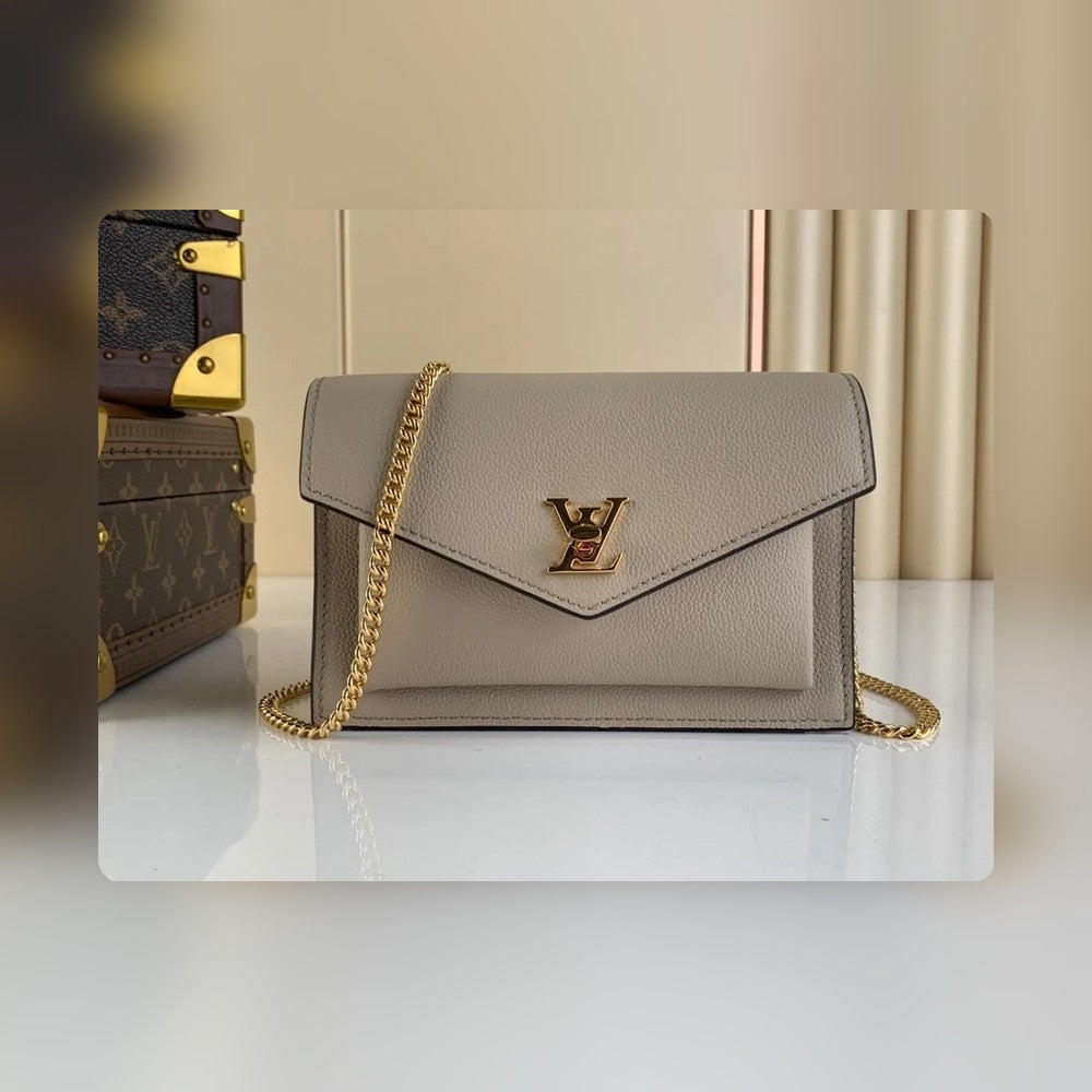 Anum Bags ln Luxury Bag --56373