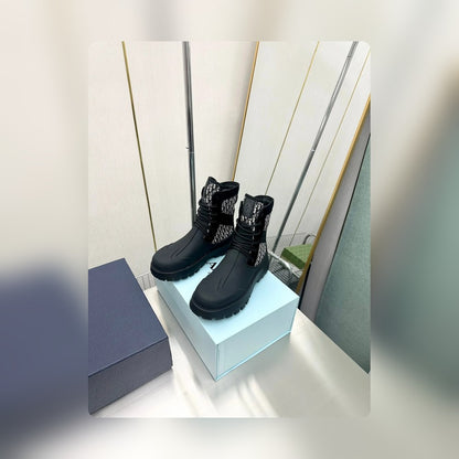 VBS GARDEN LACE UP BOOT BLACK 3BO315ZYH H961