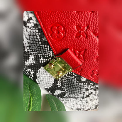 Anum Bags Detail