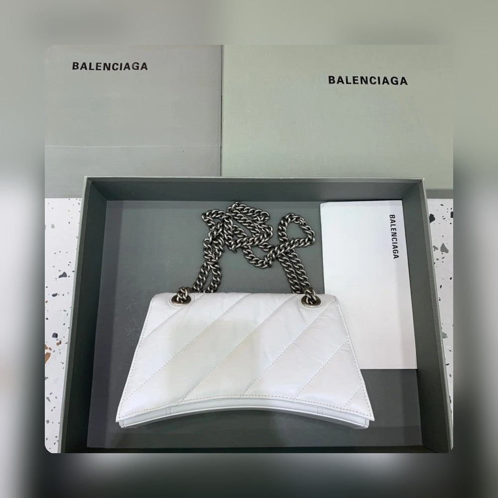 new-luxury-designer-bags-nm24332