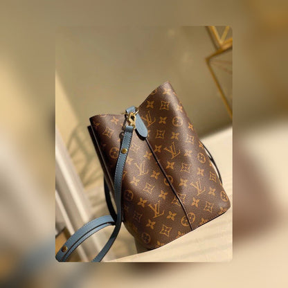 Anum Bags Detail