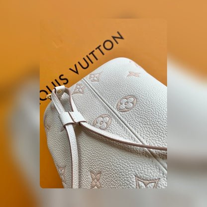 Anum Bags - High-Quality Designer Products for You - AFFORDABLE LUXURY BAGS - 3411
