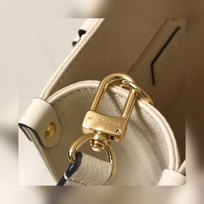 Anum Bags ln Luxury Bag --56146