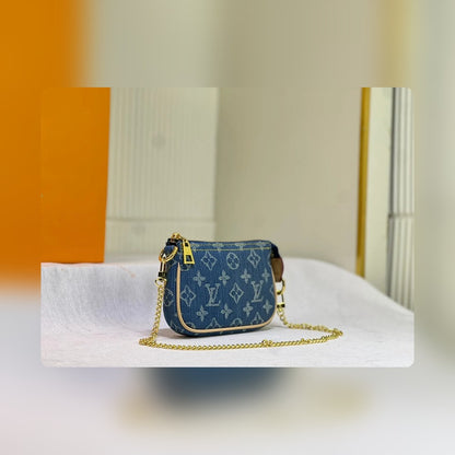 Anum Bags Detail