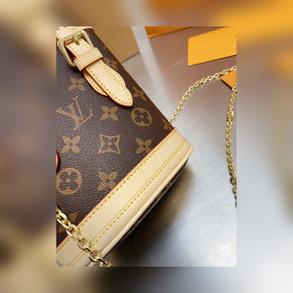 Anum Bags Detail