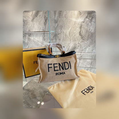 Anum Bags Detail